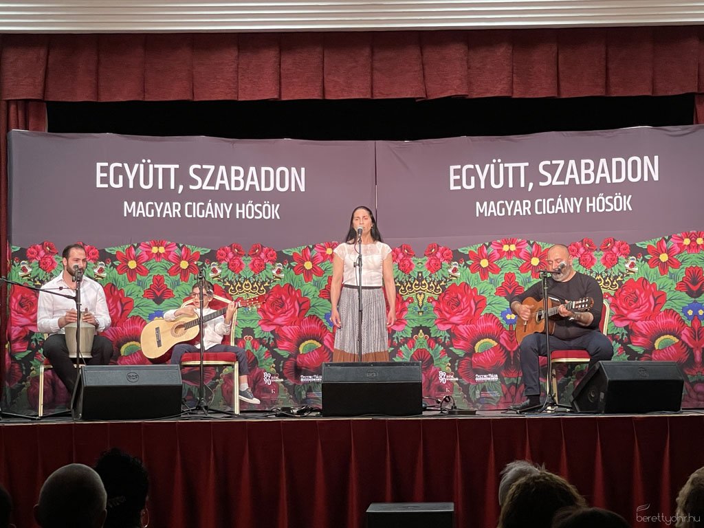 Együtt, szabadon - kiállításmegnyitó39